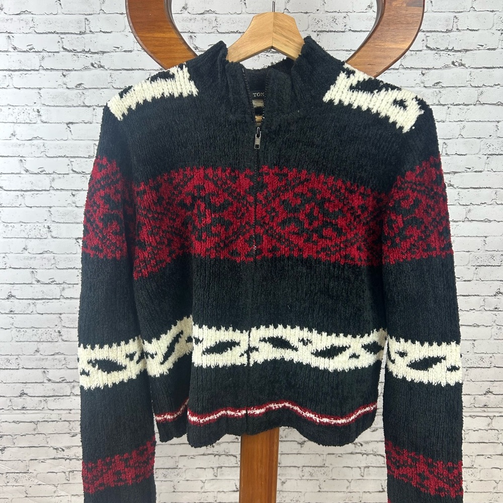 Vintage Cozy Black and Red Patterned Women's zip up Sweater size L